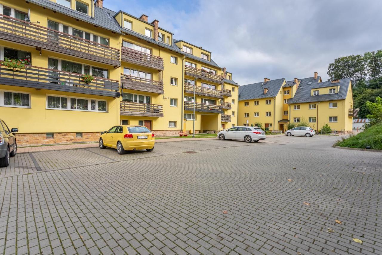 Apart-Invest Apartament Paryski شكلارسكا بوريبا المظهر الخارجي الصورة